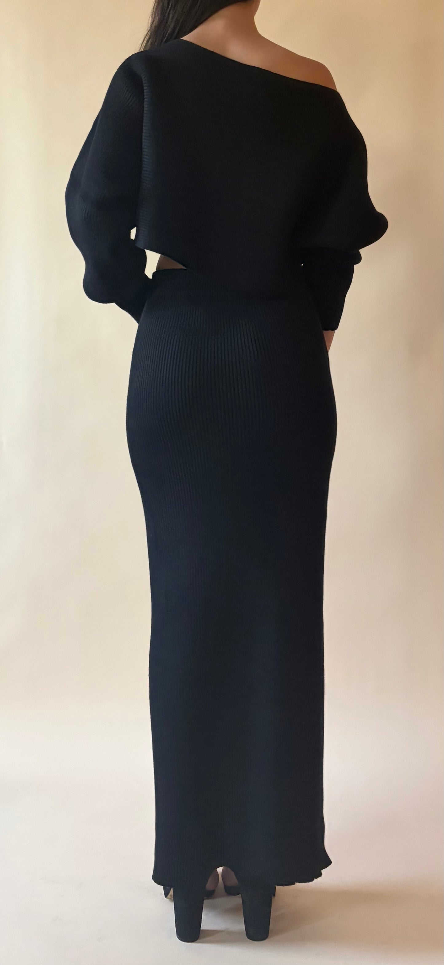 Raven Knit Set