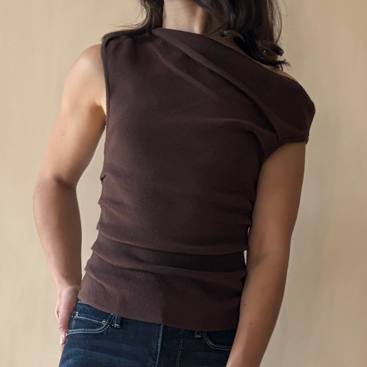 Salone Asymmetrical Top