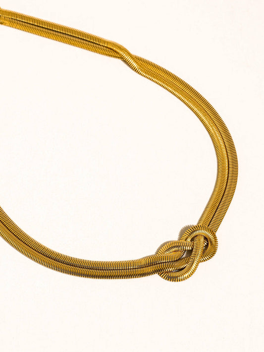 The Evereign Knot Necklace